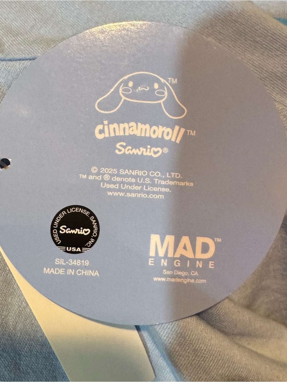 Sanrio Cinnamoroll Men's M Graphic Tee Light Blue NWT Kawaii Relaxed Fit T-Shirt - Picture 10 of 13